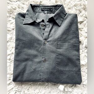 Club Monaco Standard Fit Men’s Button Down Gray Shirt Size Medium